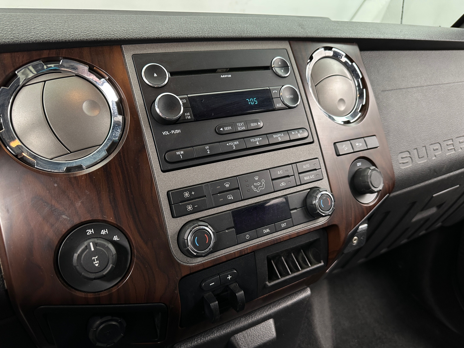 Thumbnail: 2011 Ford Econoline - 4