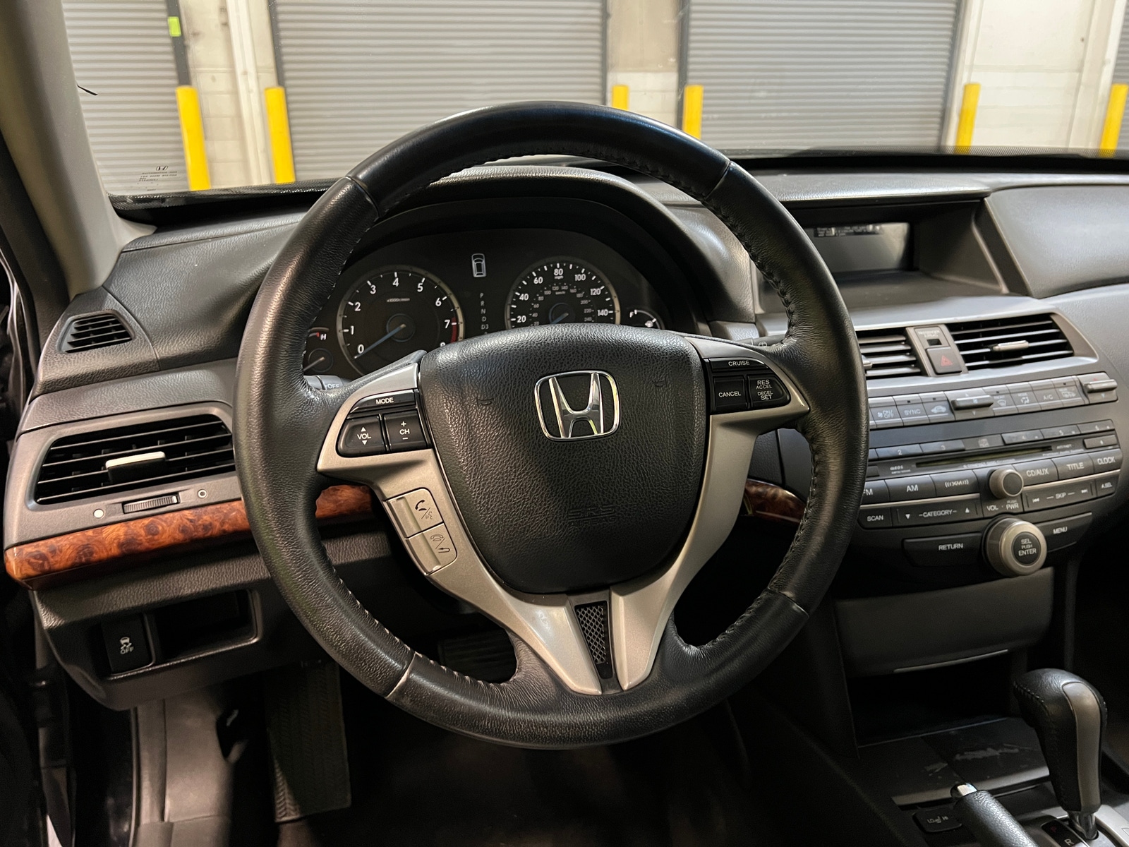 Thumbnail: 2010 Honda Accord Crosstour - 4