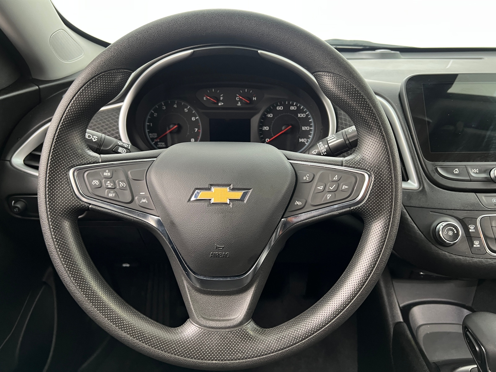 Thumbnail: 2024 Chevrolet Malibu - 5