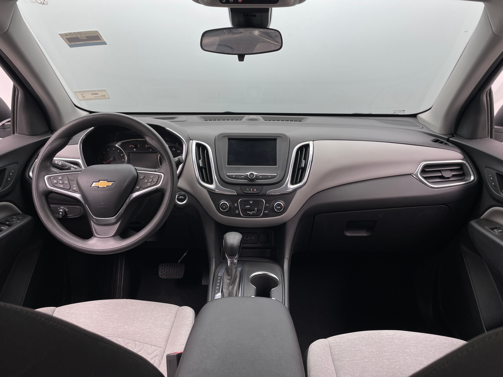 Thumbnail: 2022 Chevrolet Equinox - 3
