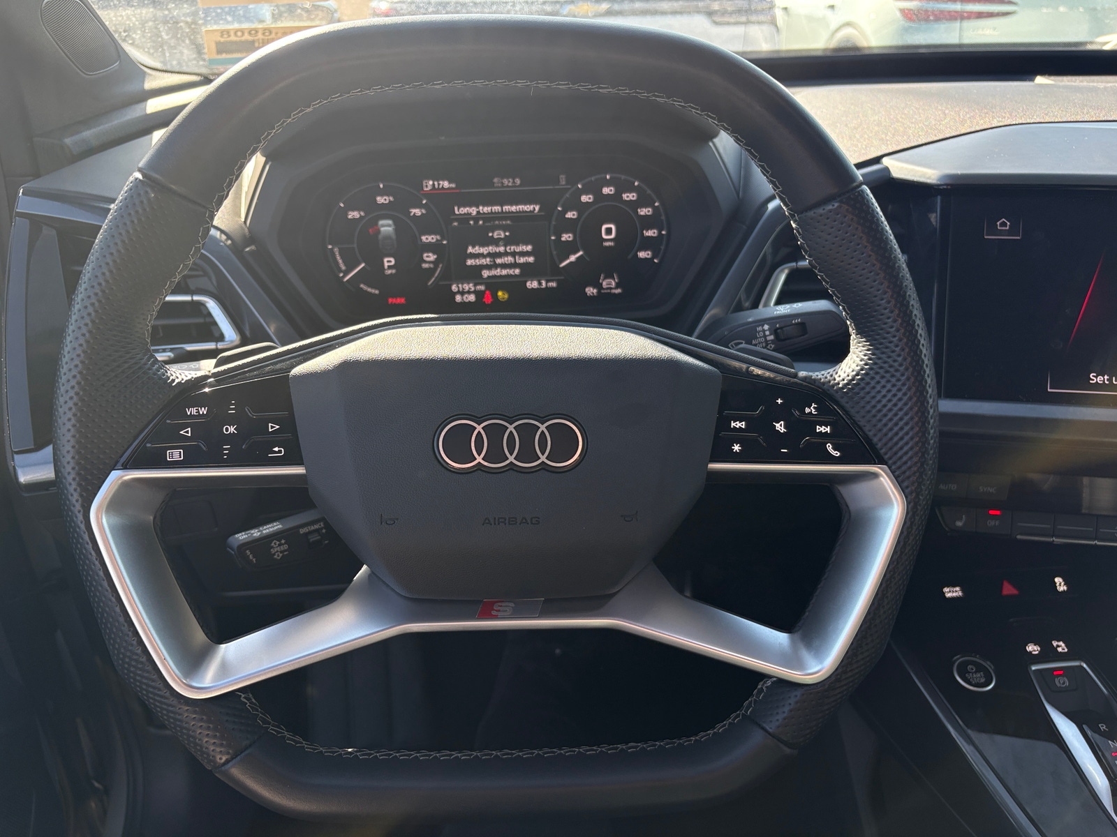 Thumbnail: 2024 Audi Q4 e-tron - 4
