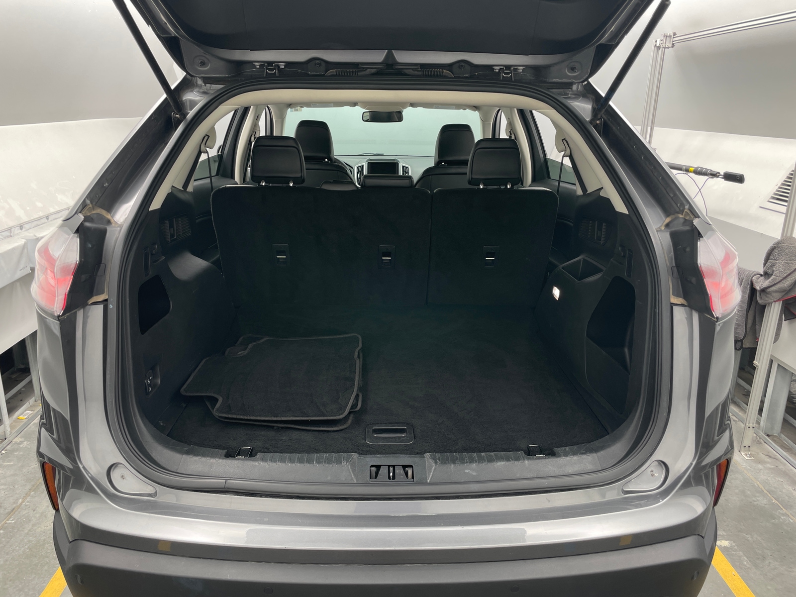 Thumbnail: 2024 Ford Edge - 6