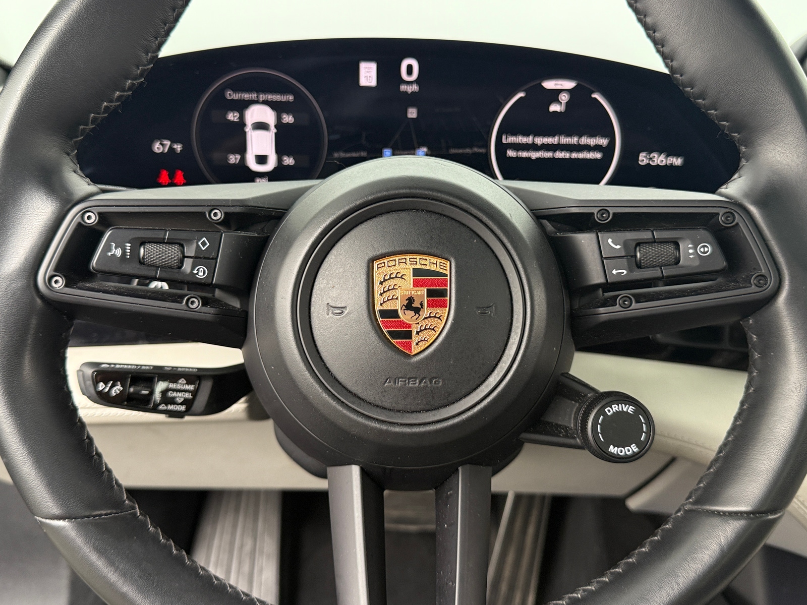 Thumbnail: 2020 Porsche Taycan - 5