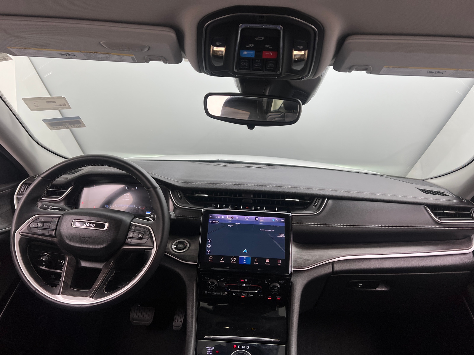 Thumbnail: 2022 Jeep Grand Cherokee L - 2