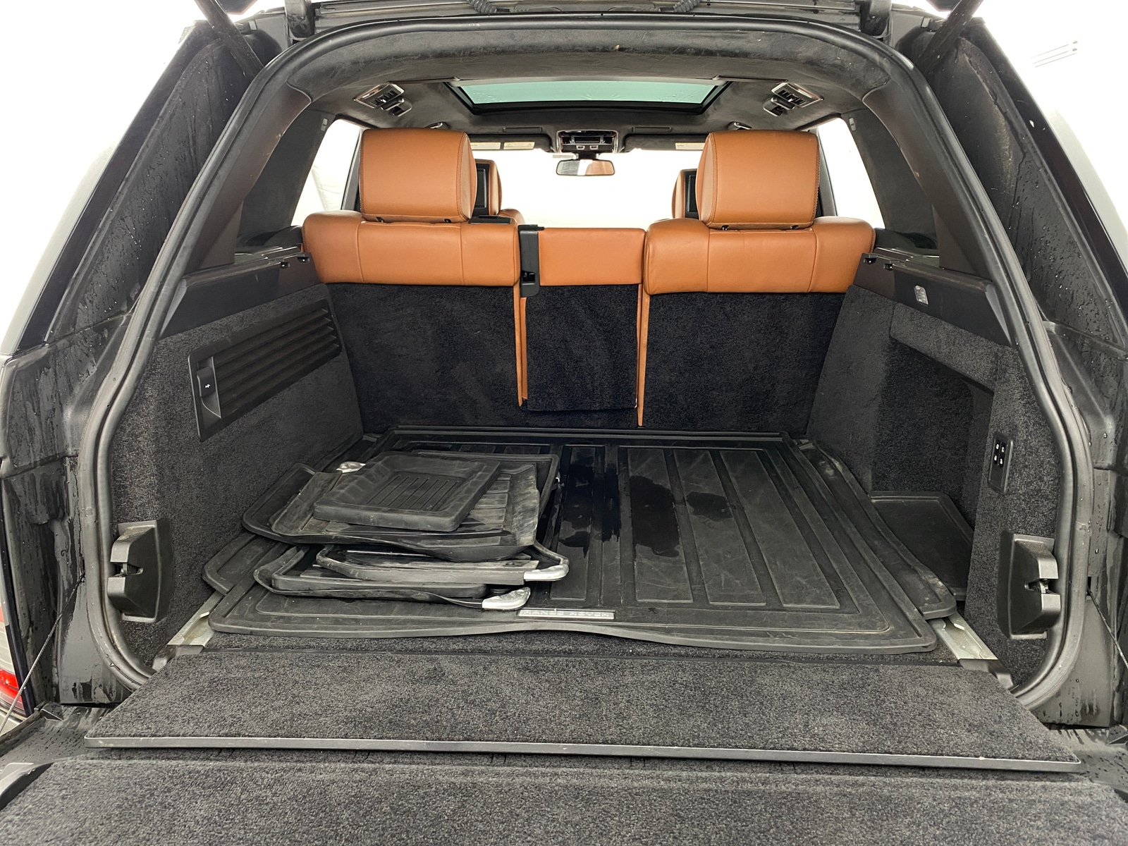 Thumbnail: 2015 Land Rover Range Rover - 6