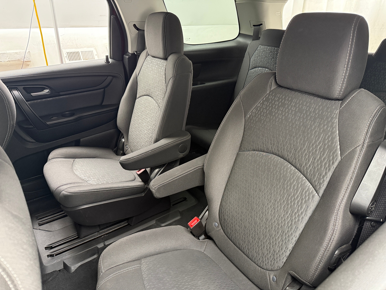 Thumbnail: 2016 GMC Acadia - 6
