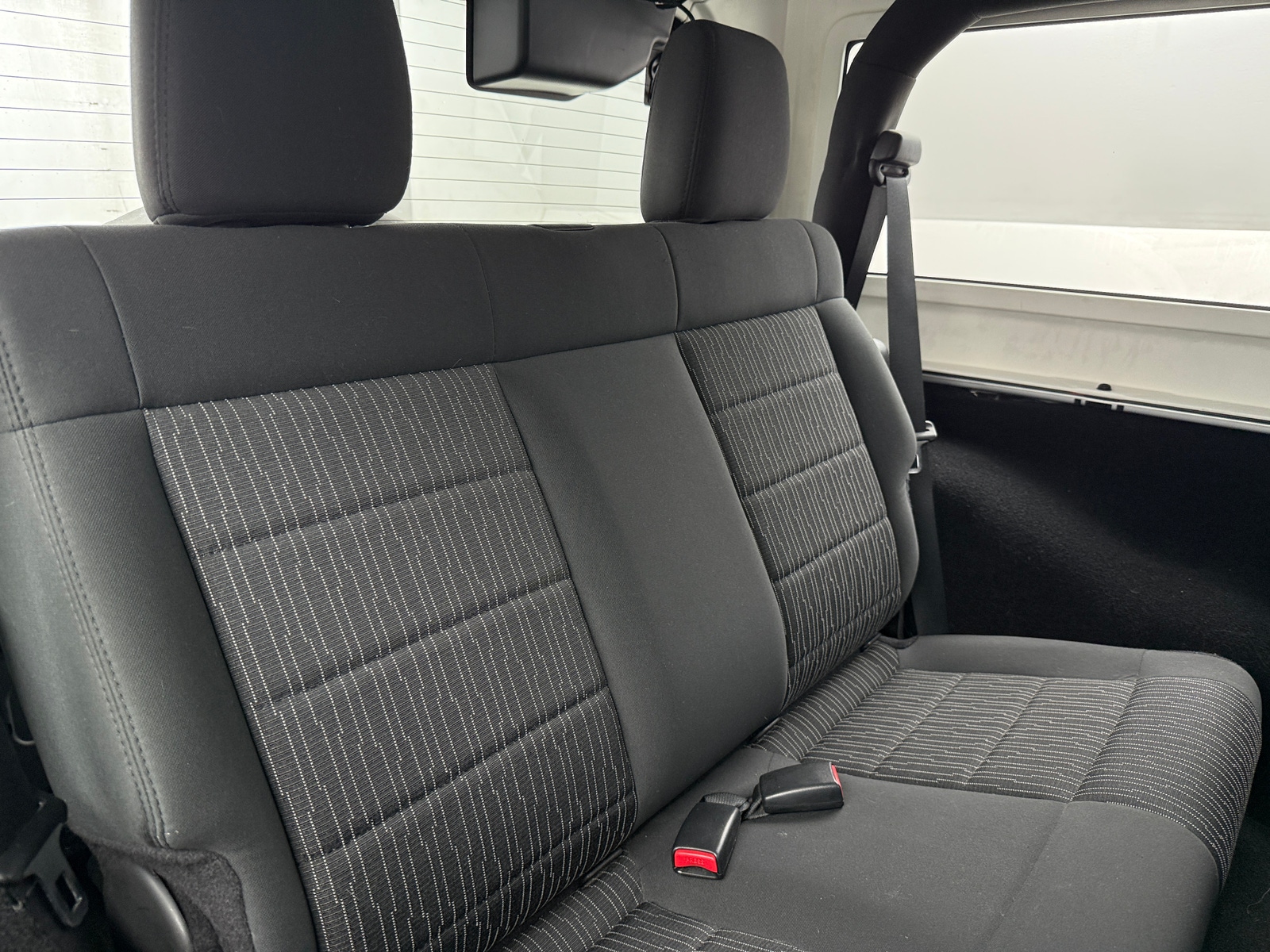 Thumbnail: 2011 Jeep Wrangler - 6
