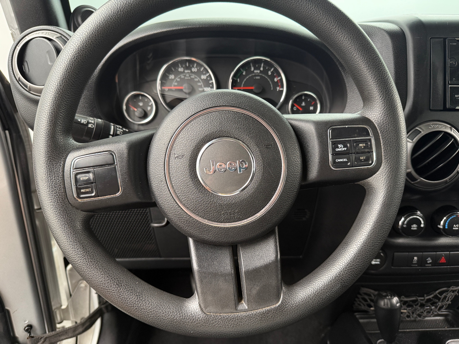Thumbnail: 2011 Jeep Wrangler - 5