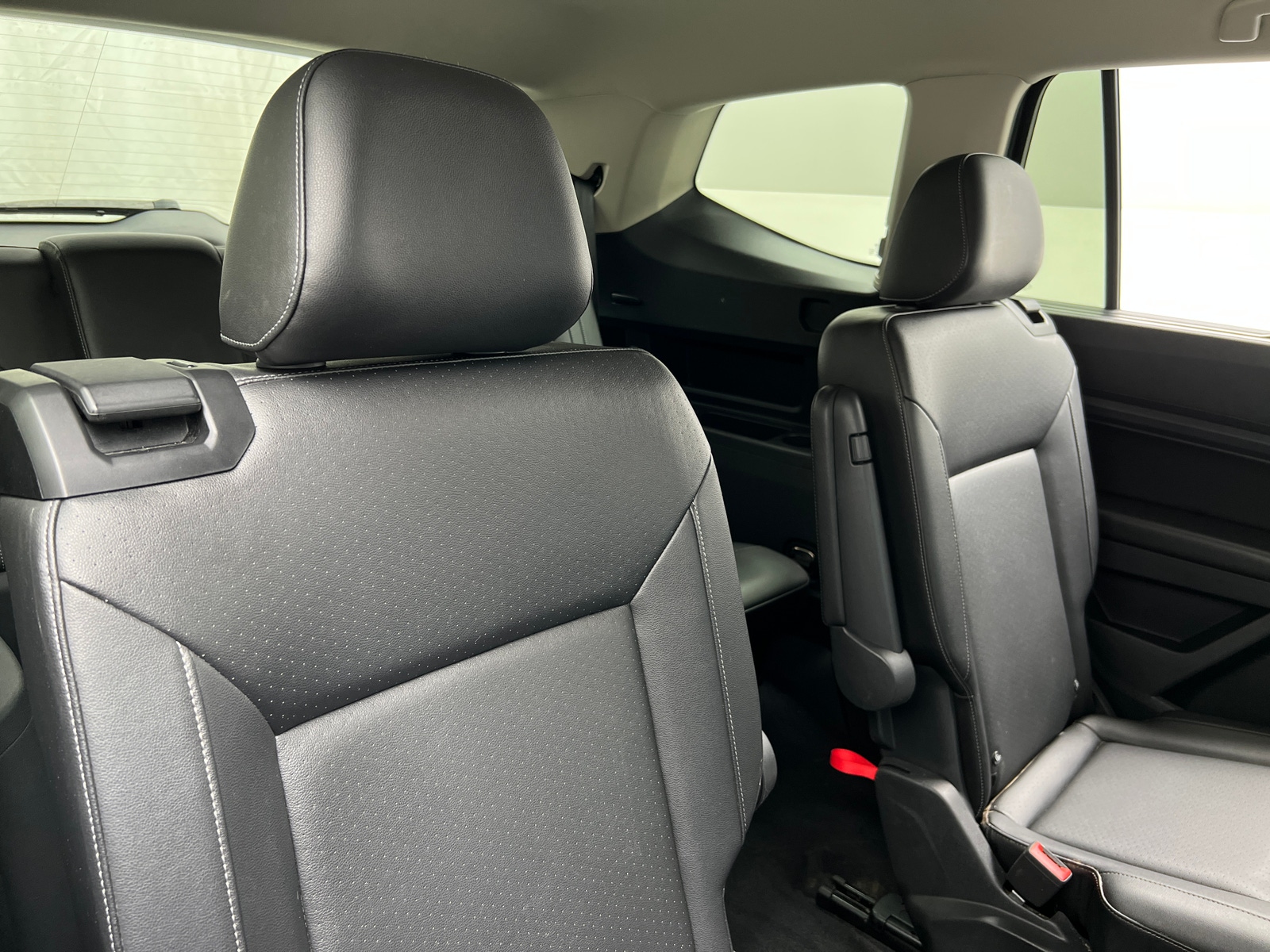 Thumbnail: 2018 Volkswagen Atlas - 5
