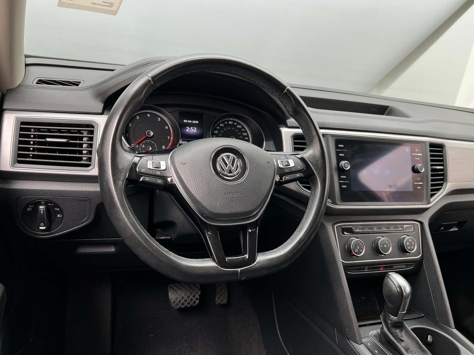 Thumbnail: 2018 Volkswagen Atlas - 4