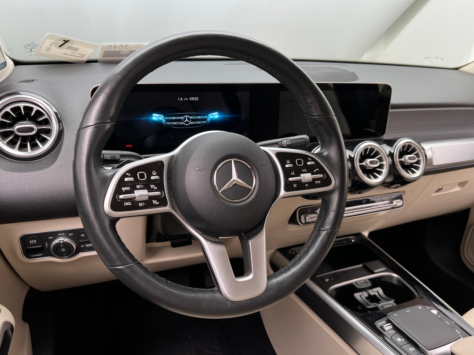 Thumbnail: 2021 Mercedes-Benz GLB - 4