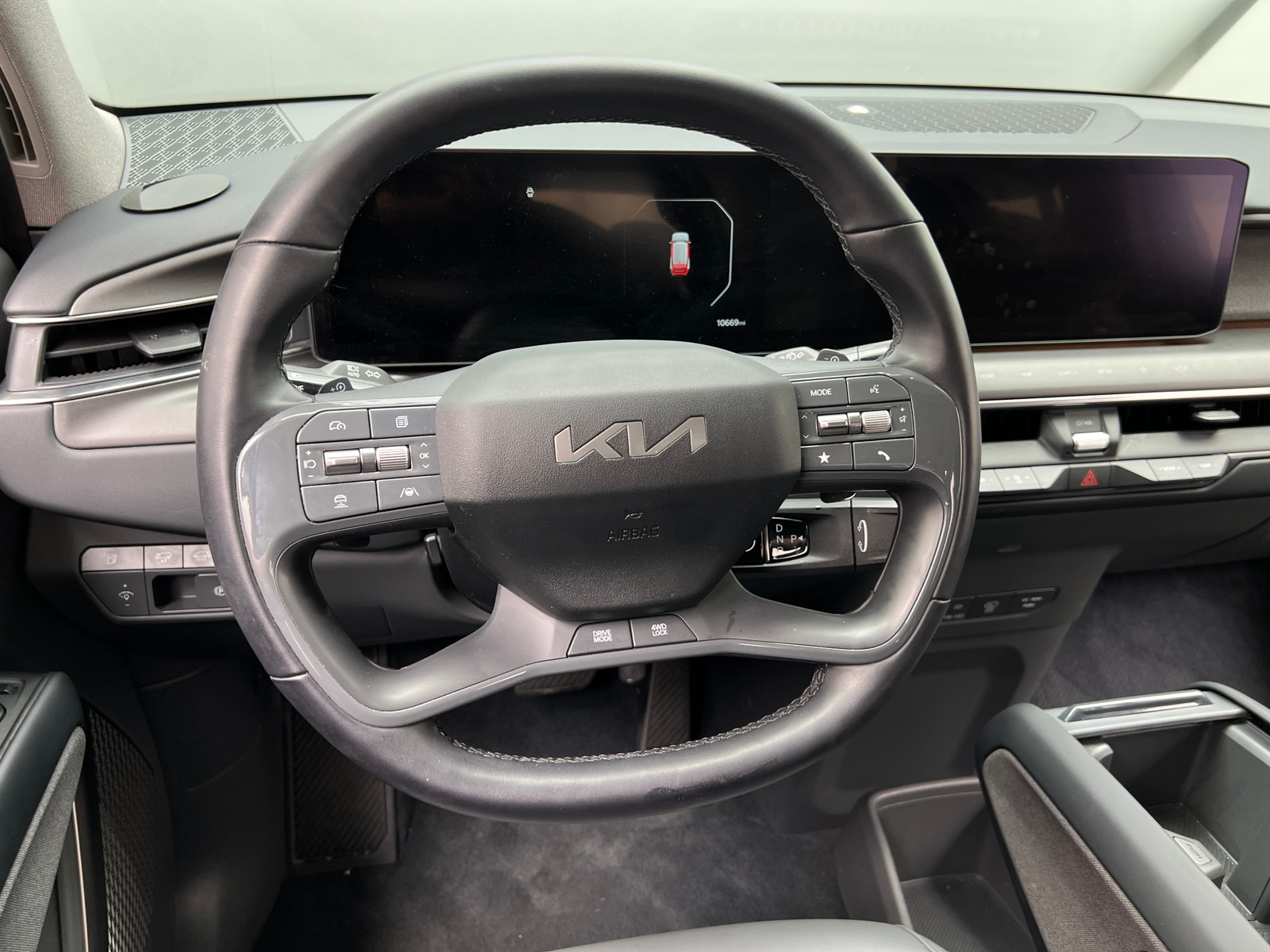Thumbnail: 2024 Kia EV9 - 4