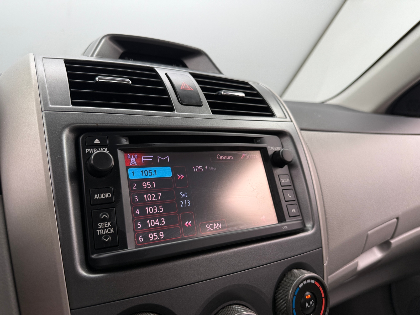 Thumbnail: 2013 Toyota Corolla - 4