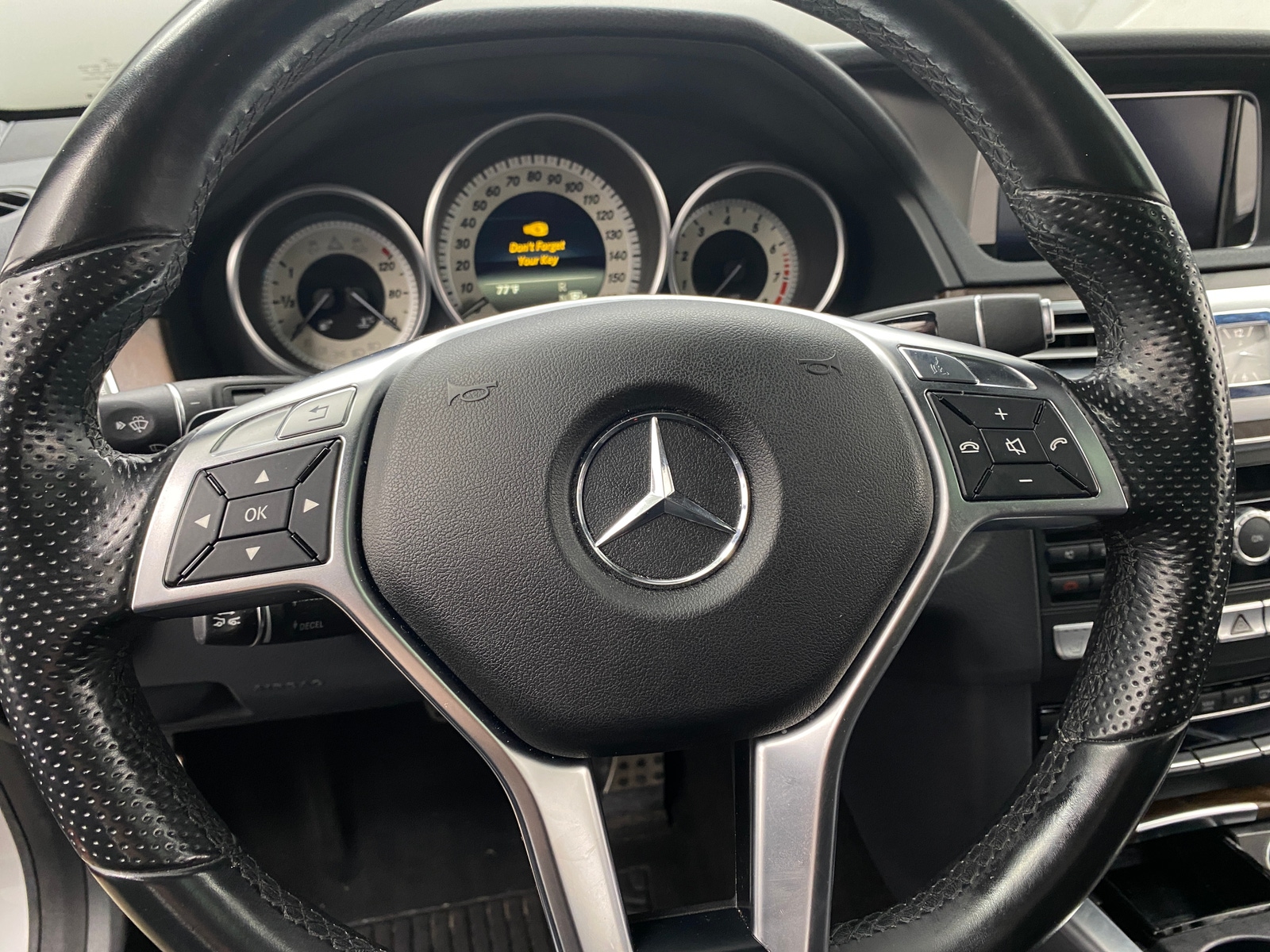 Thumbnail: 2014 Mercedes-Benz E-Class - 4