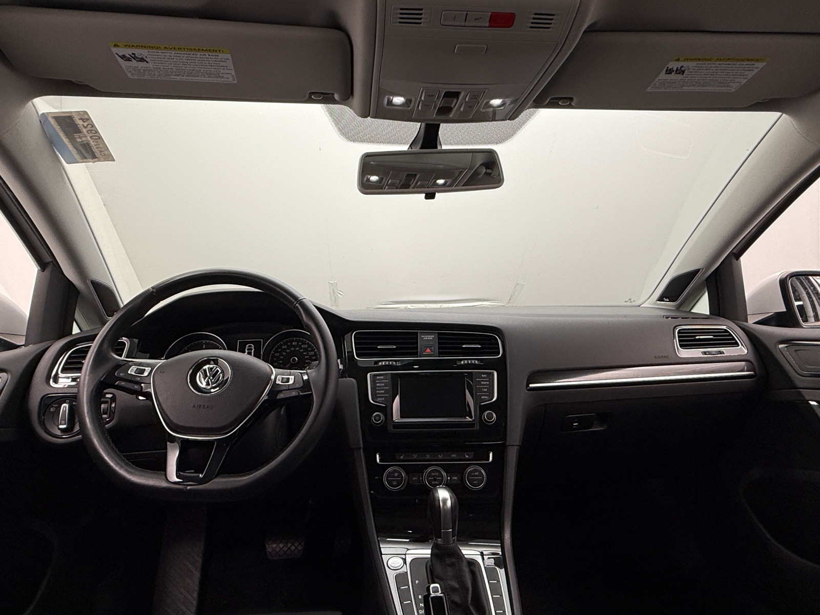 Thumbnail: 2015 Volkswagen Golf - 2