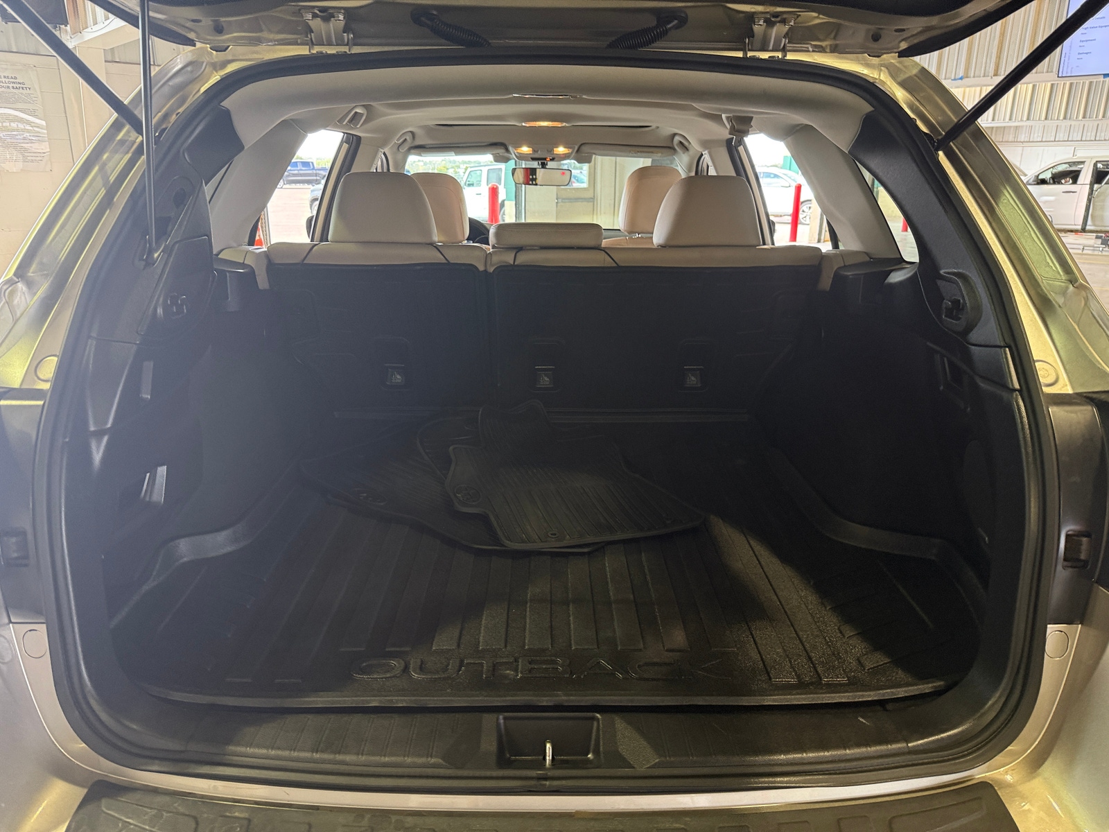 Thumbnail: 2018 Subaru Outback - 6