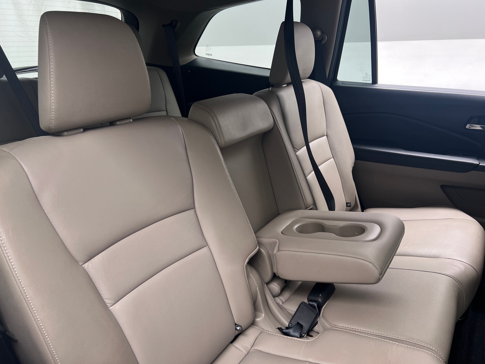 Thumbnail: 2016 Honda Pilot - 5