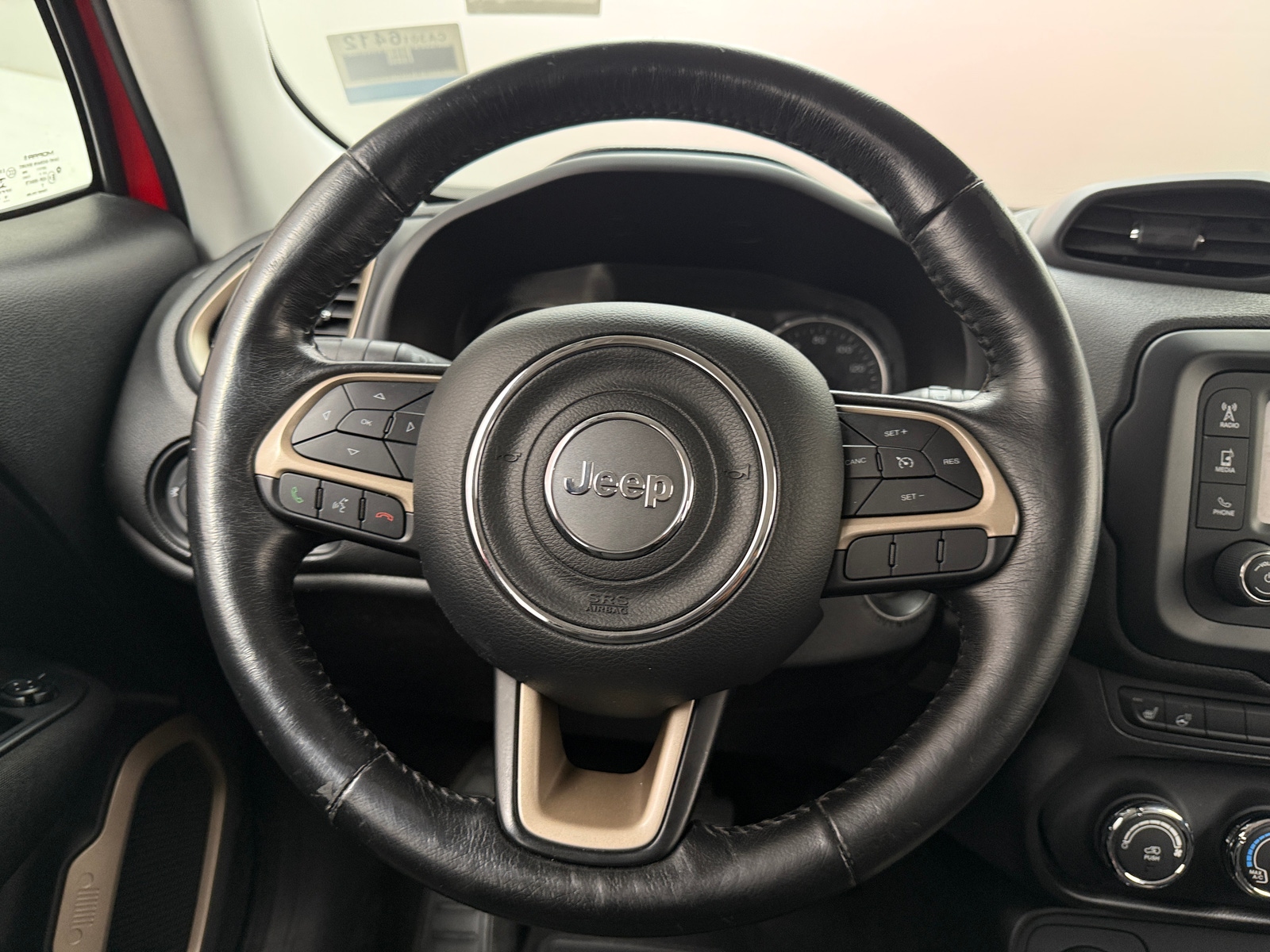 Thumbnail: 2017 Jeep Renegade - 5