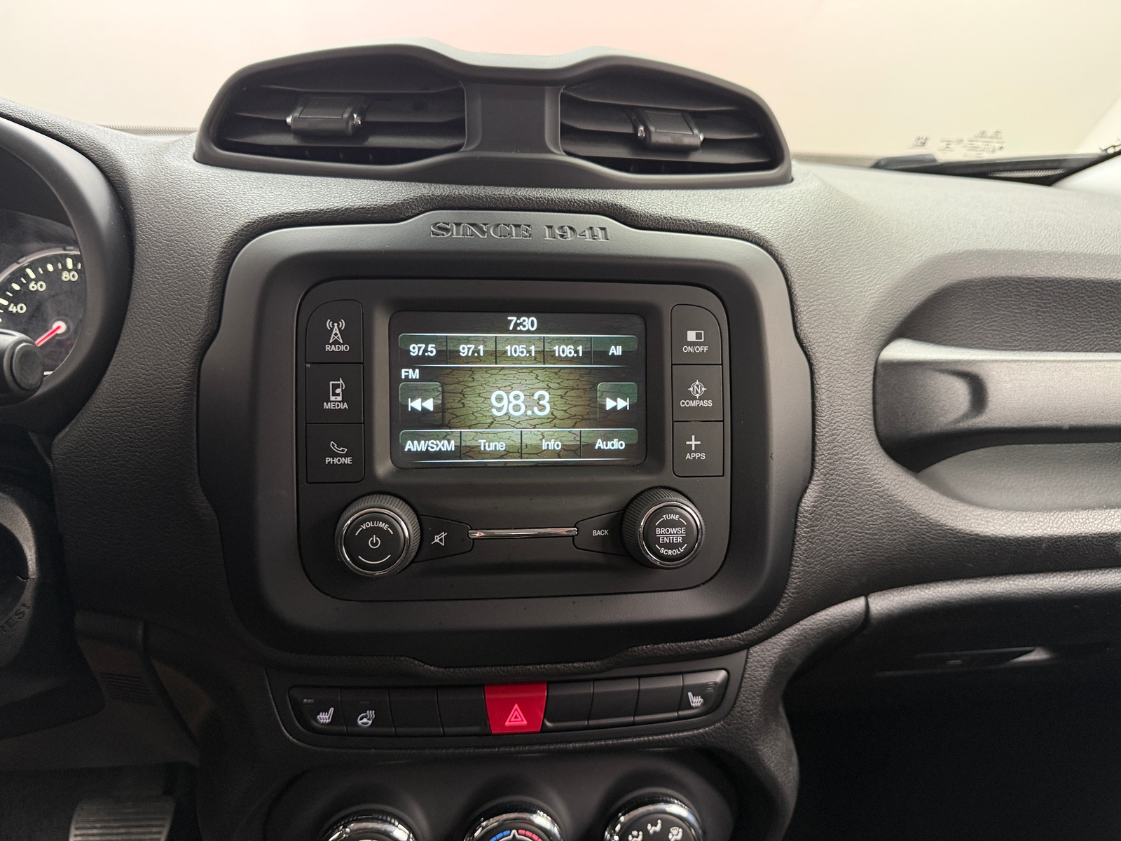 Thumbnail: 2017 Jeep Renegade - 4