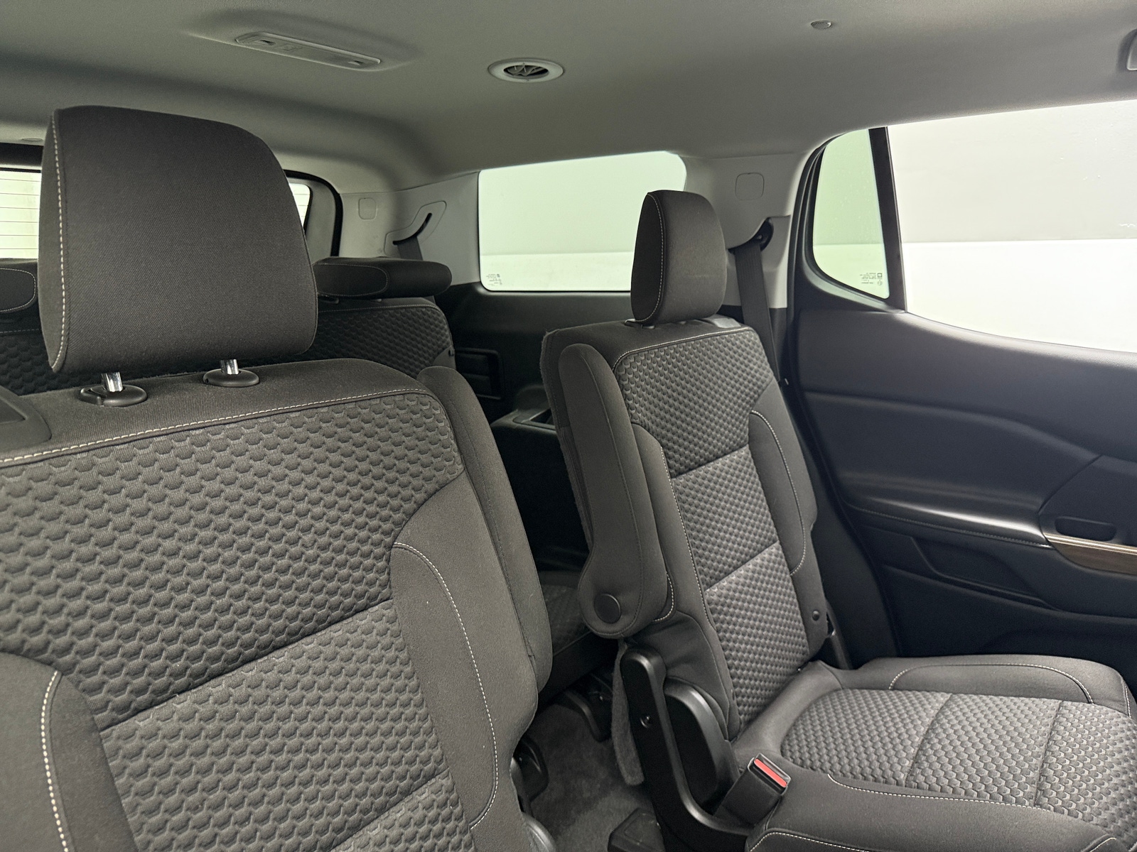Thumbnail: 2019 GMC Acadia - 6