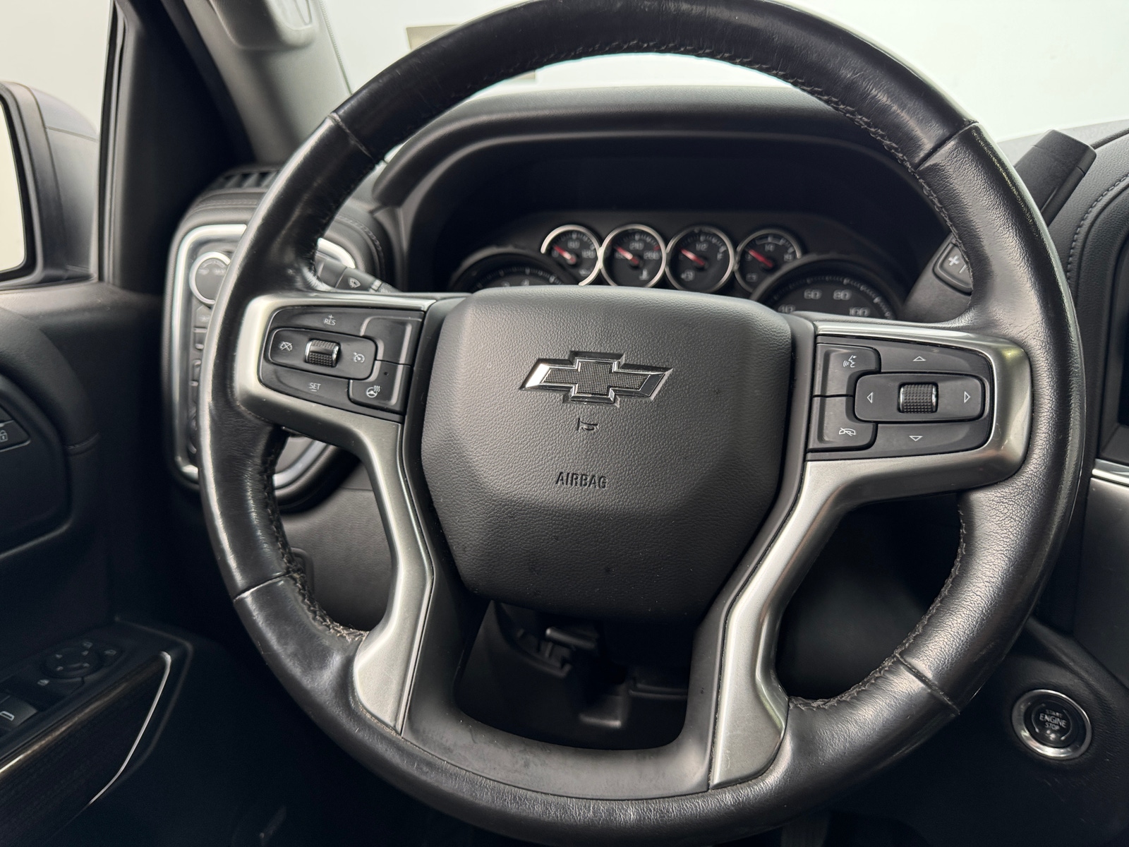 Thumbnail: 2020 Chevrolet Silverado 1500 - 5