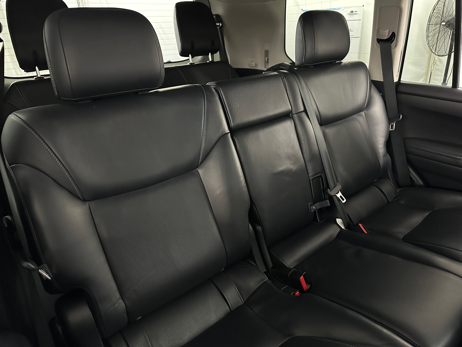 Thumbnail: 2013 Lexus LX - 5