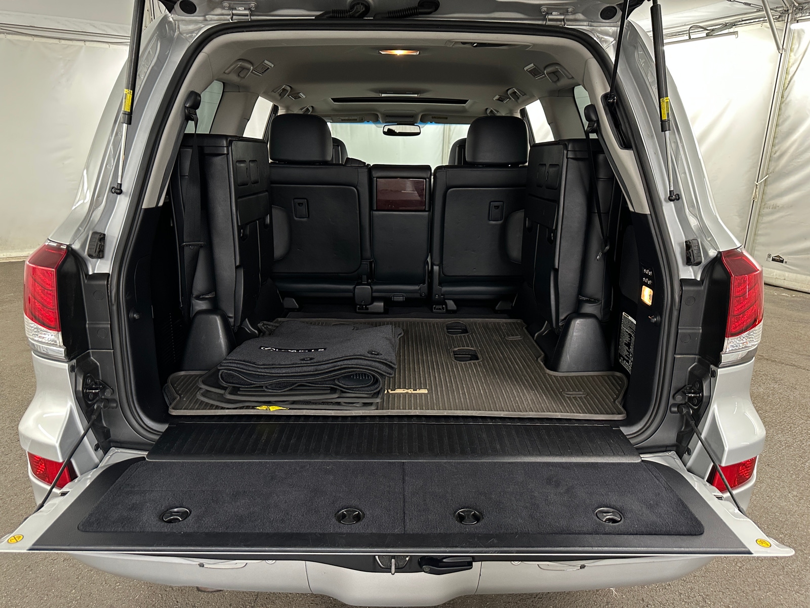 Thumbnail: 2013 Lexus LX - 6