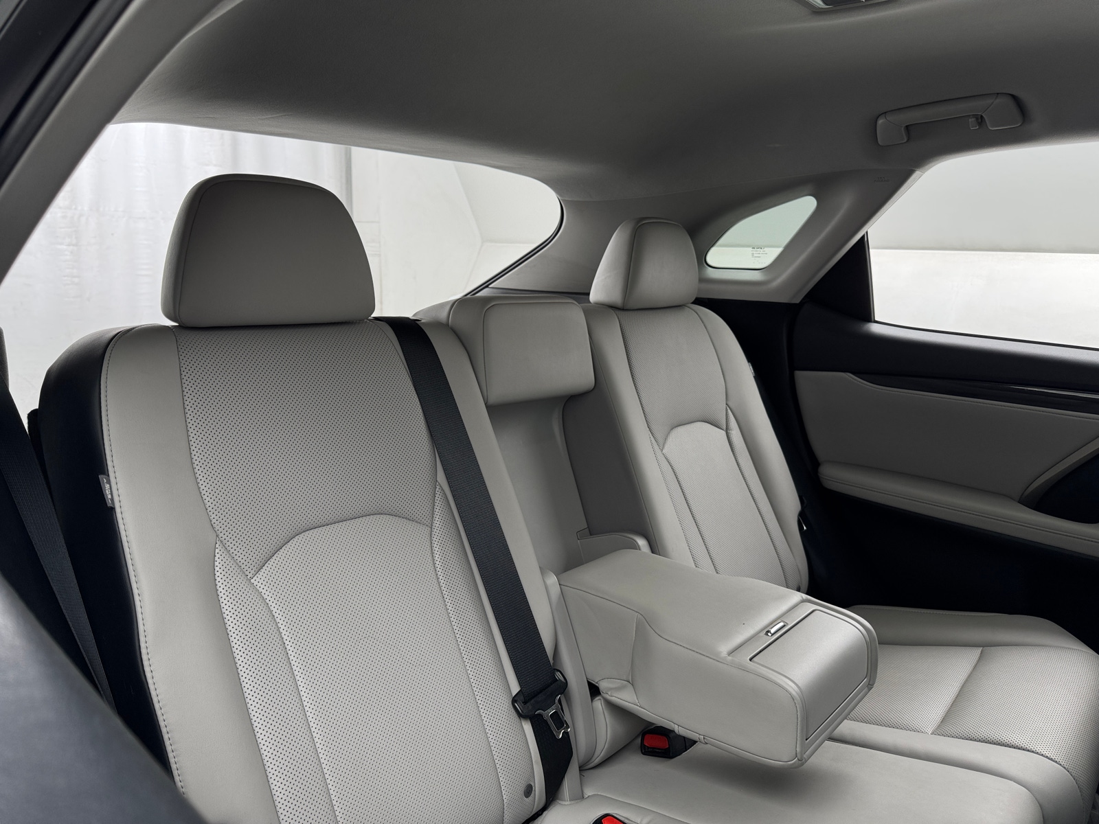 Thumbnail: 2018 Lexus RX - 6