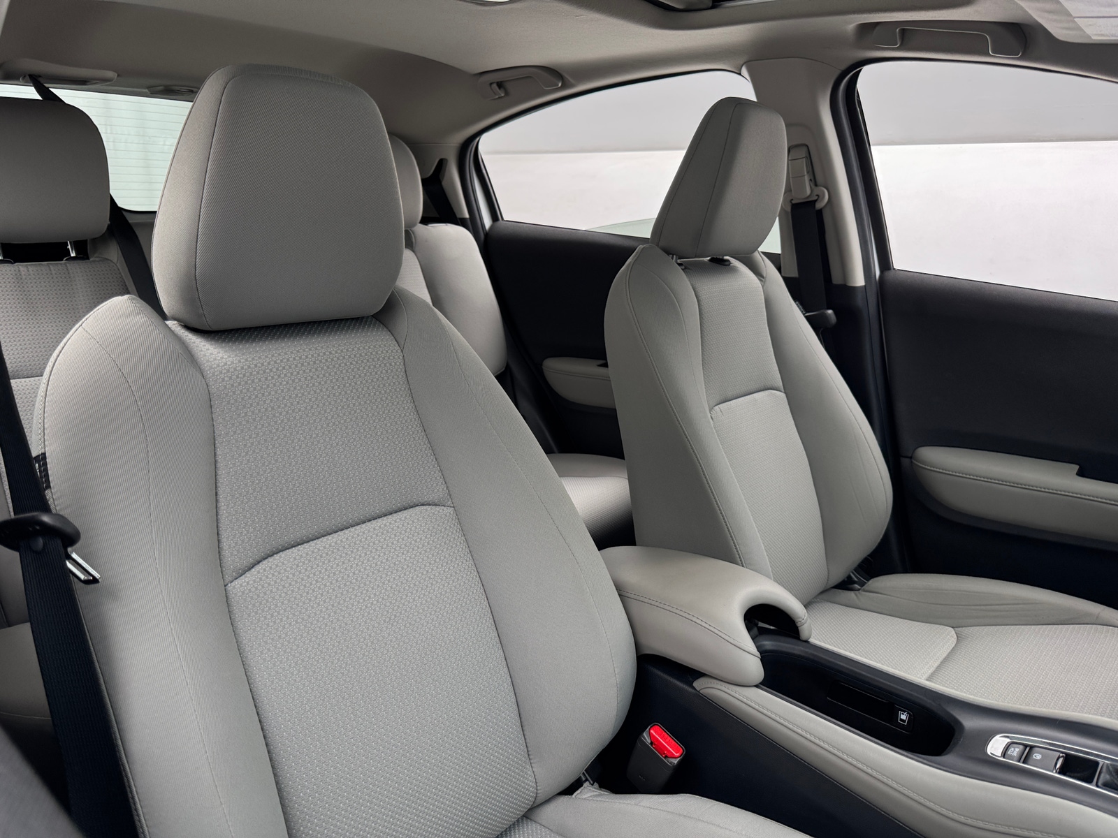 Thumbnail: 2021 Honda HR-V - 2