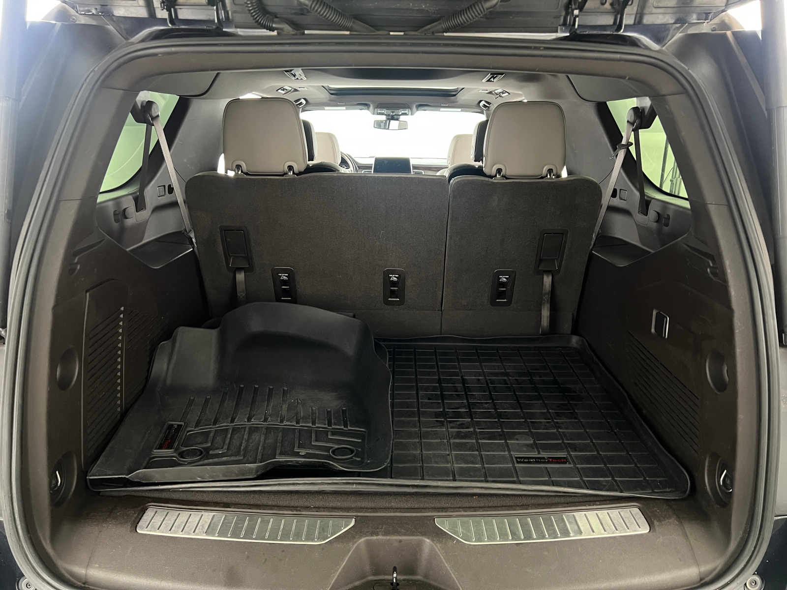 Thumbnail: 2021 Chevrolet Suburban - 6