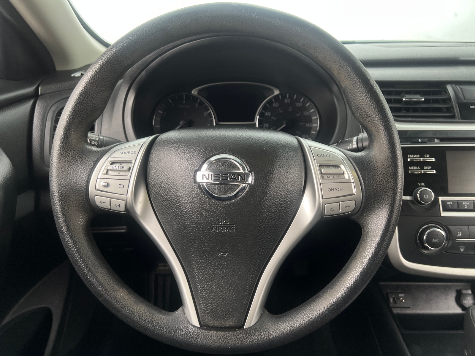 Thumbnail: 2016 Nissan Altima - 5