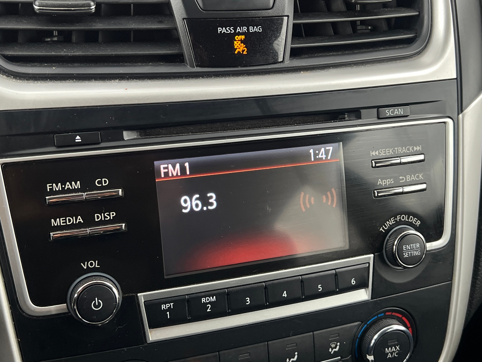 Thumbnail: 2016 Nissan Altima - 4