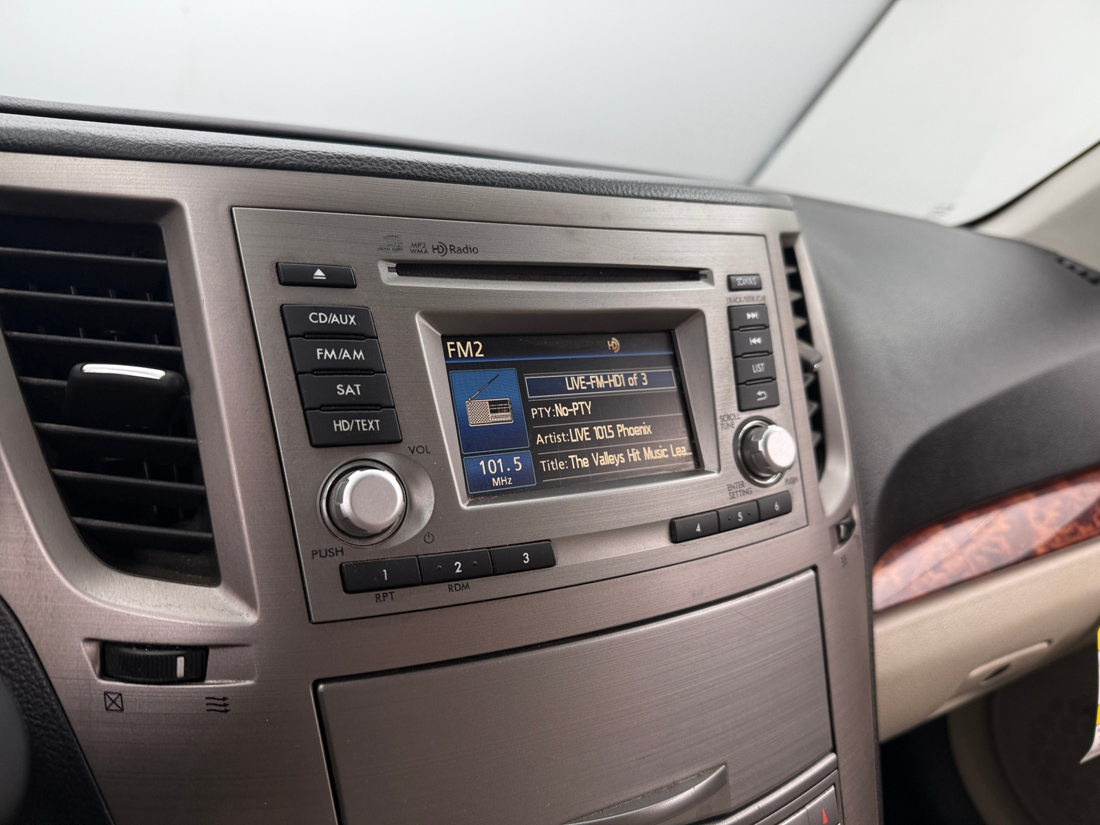 Thumbnail: 2012 Subaru Outback - 3