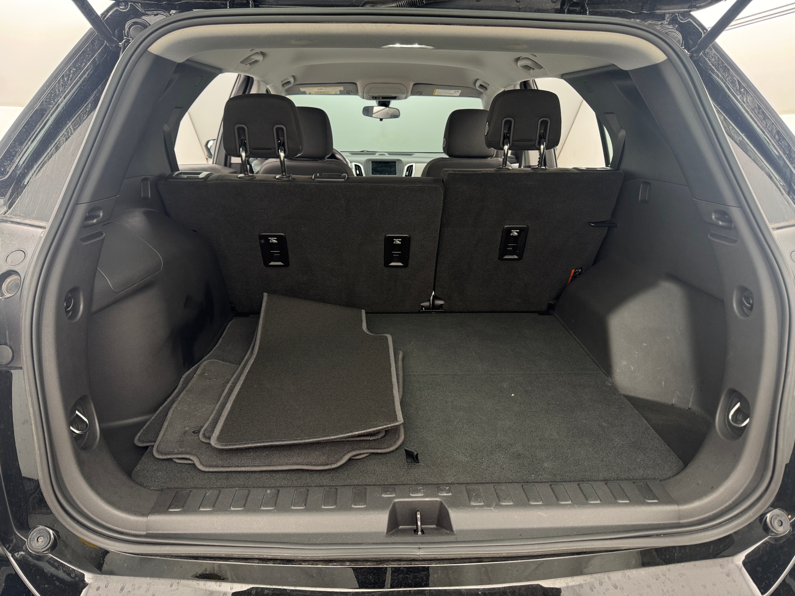Thumbnail: 2019 Chevrolet Equinox - 7