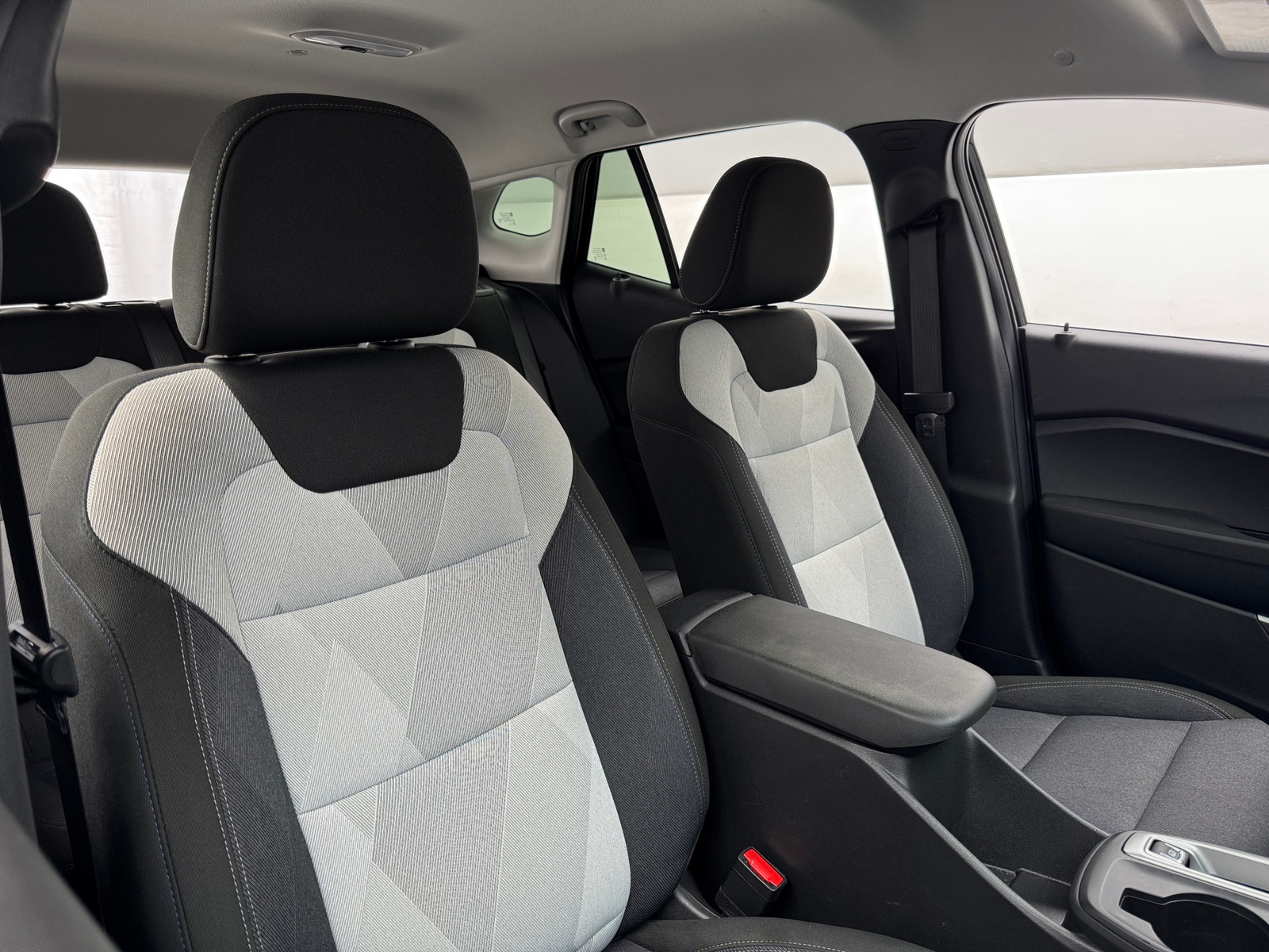 Thumbnail: 2025 Chevrolet Trax - 2
