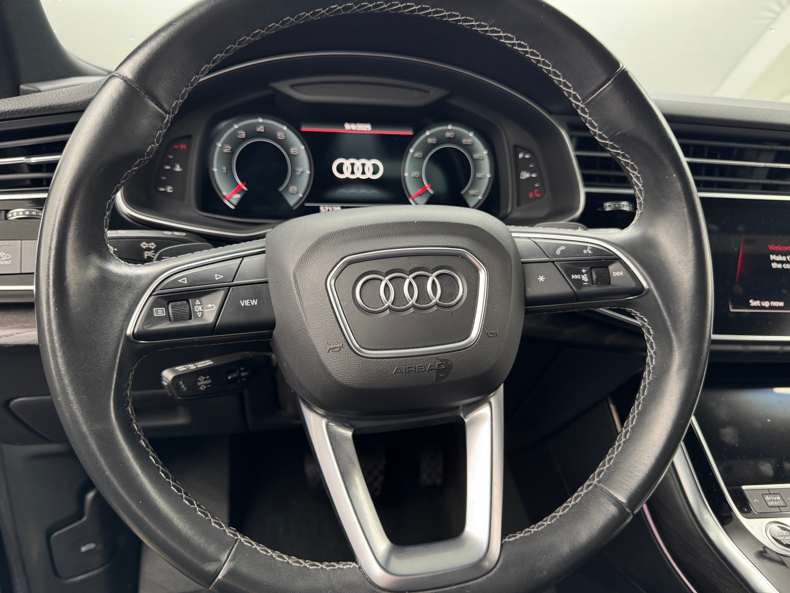 Thumbnail: 2021 Audi Q8 - 4