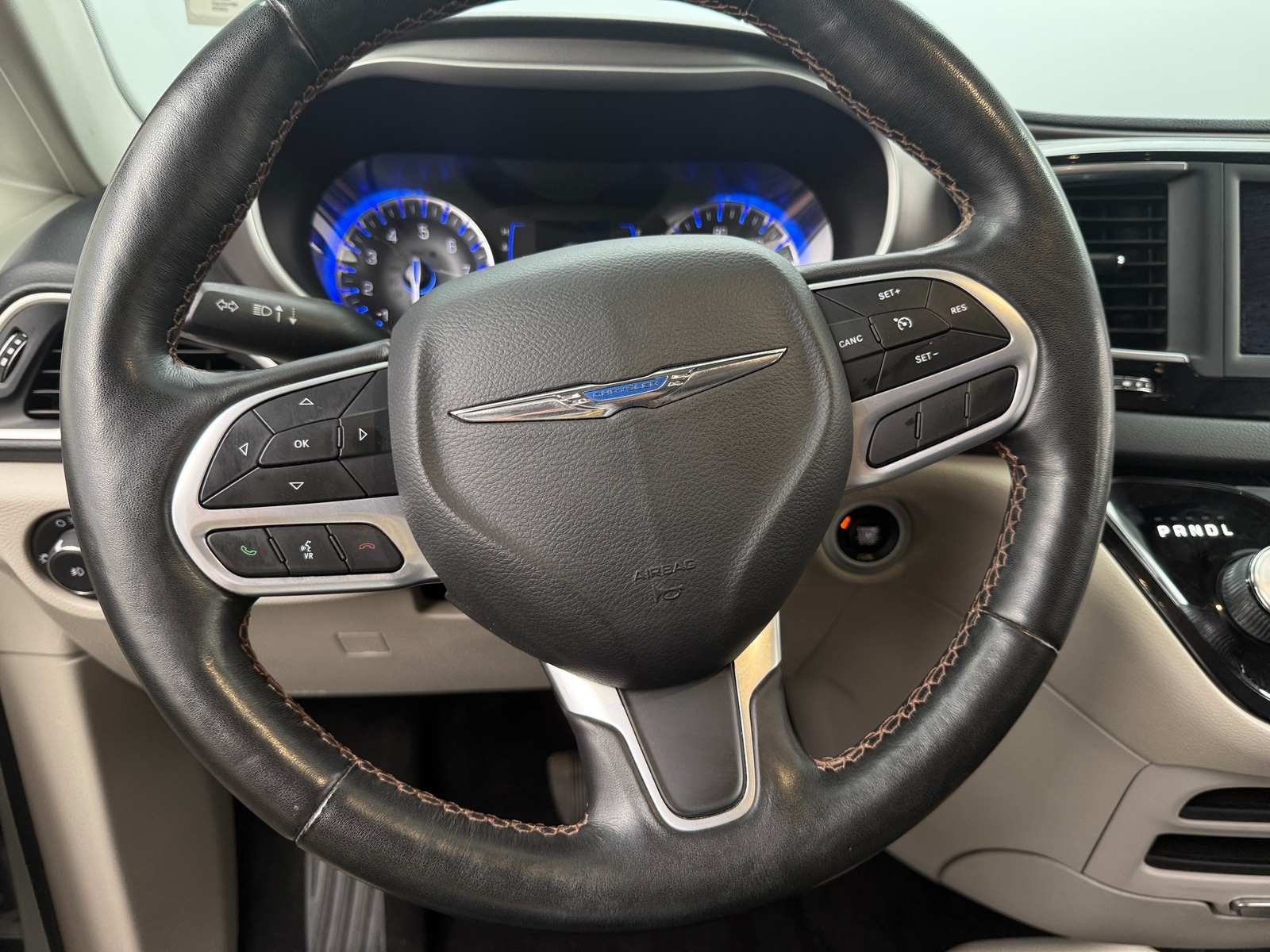 Thumbnail: 2020 Chrysler Pacifica - 4