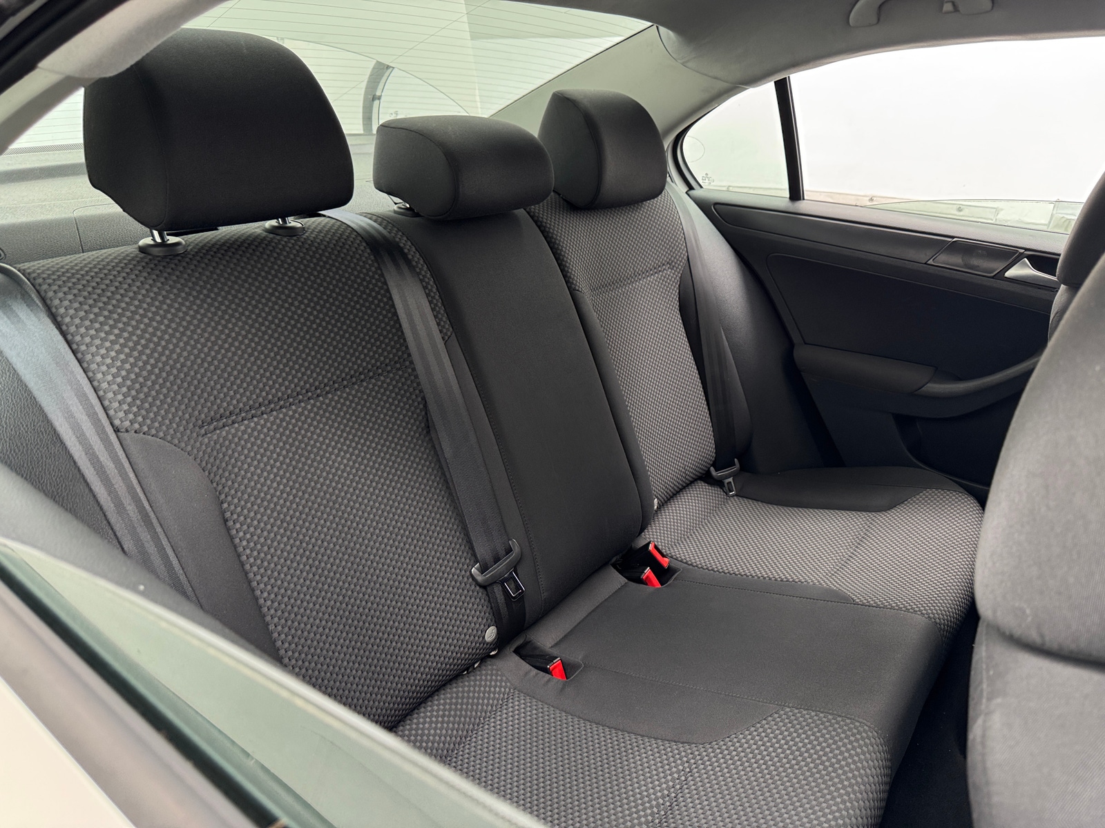 Thumbnail: 2012 Volkswagen Jetta - 6