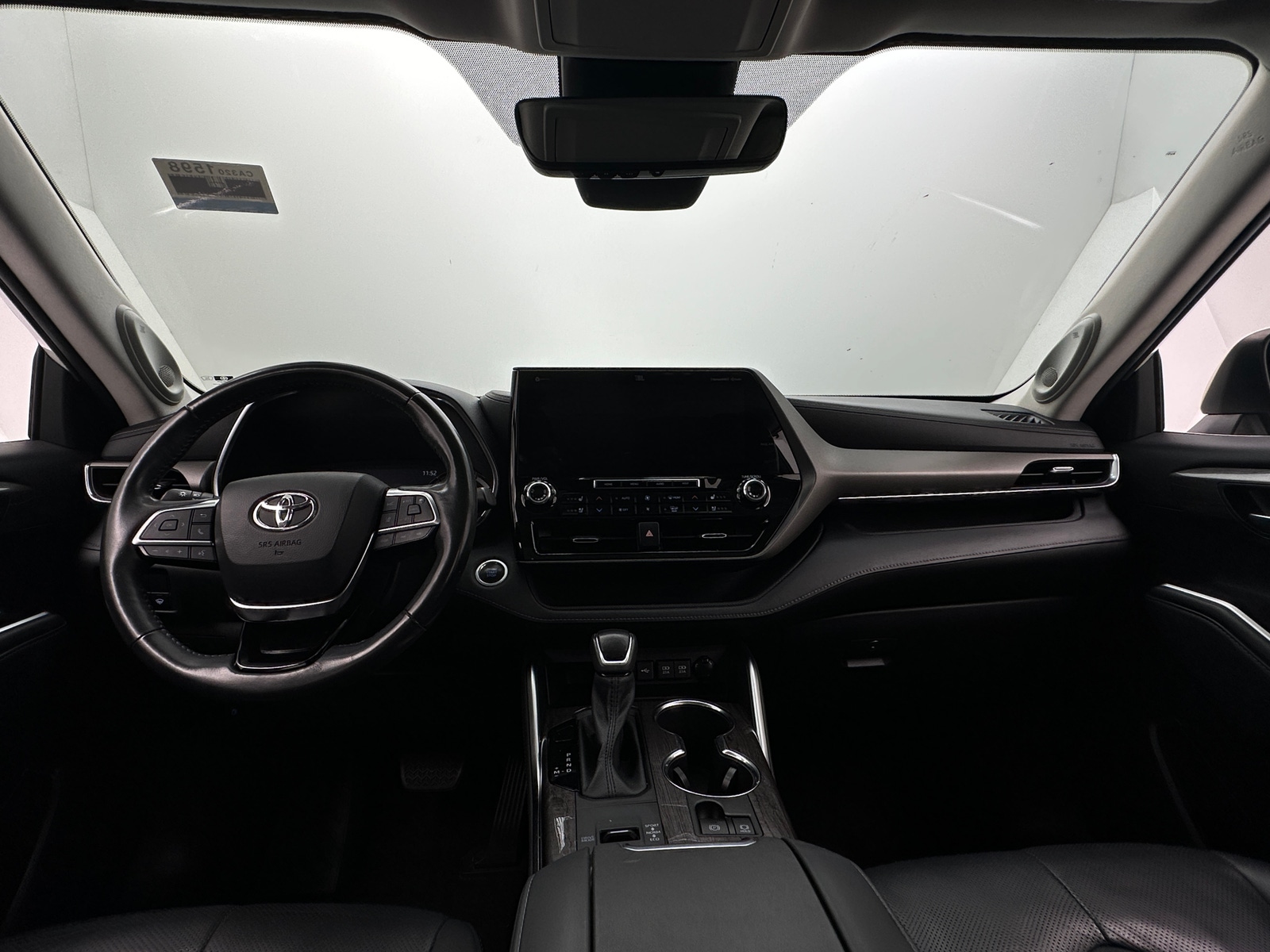 Thumbnail: 2021 Toyota Highlander - 3