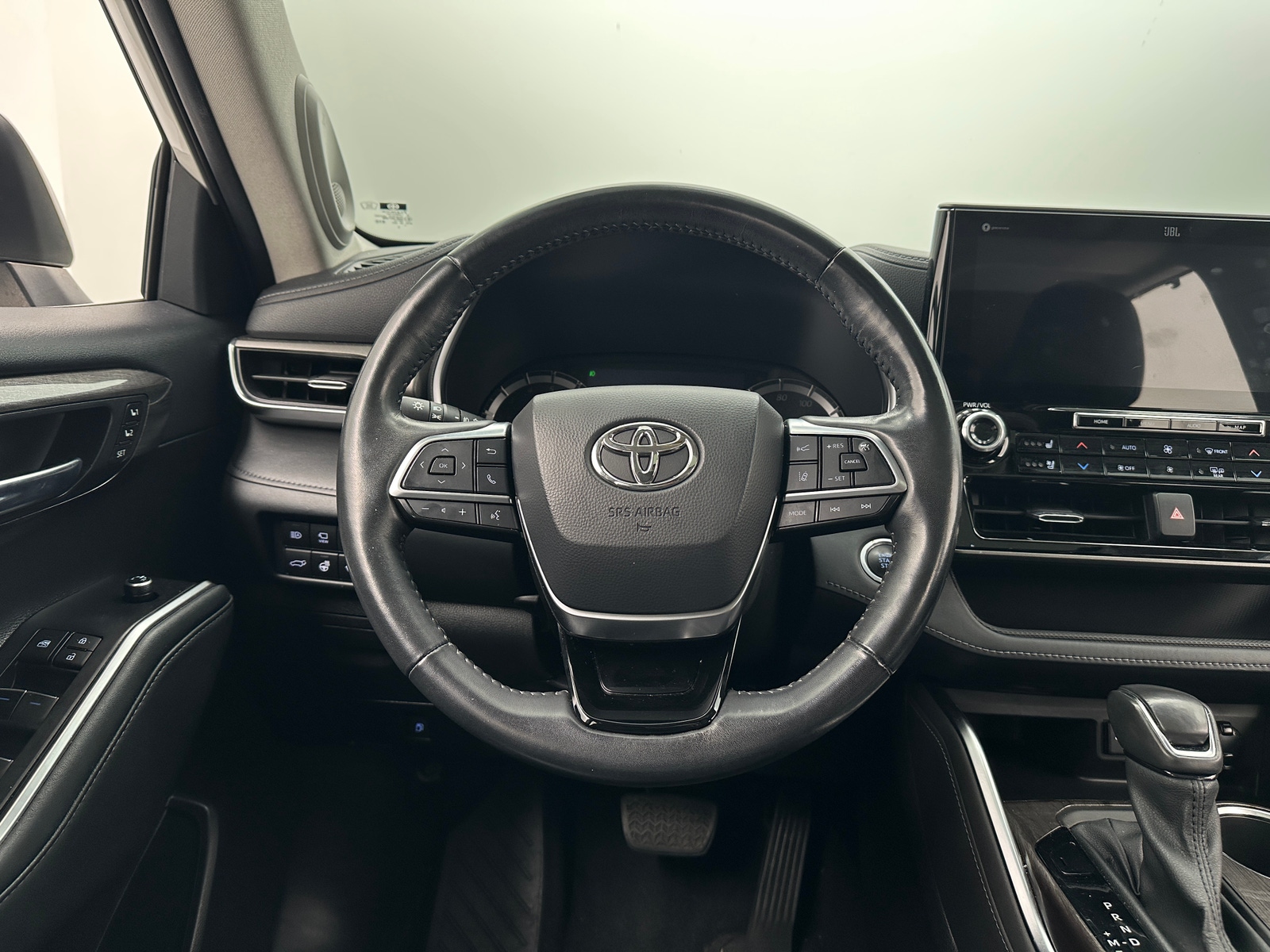 Thumbnail: 2021 Toyota Highlander - 5