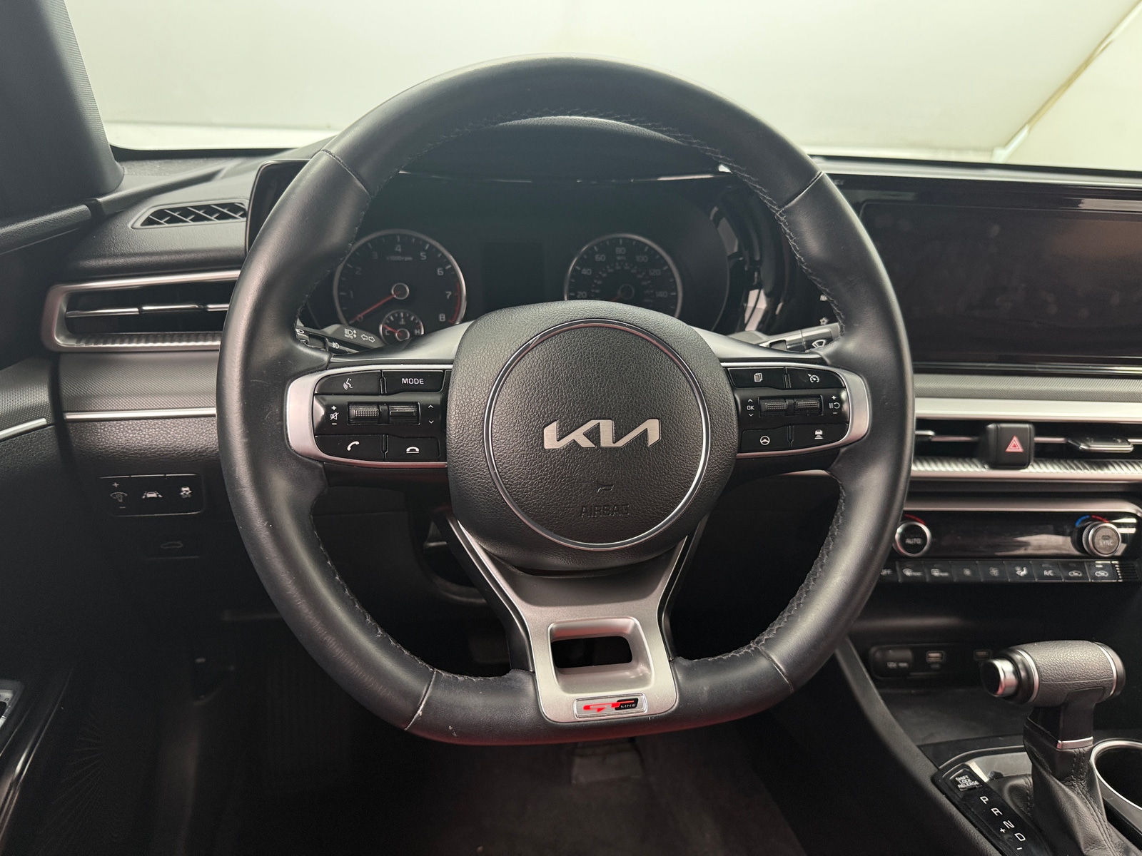 Thumbnail: 2022 Kia K5 - 4