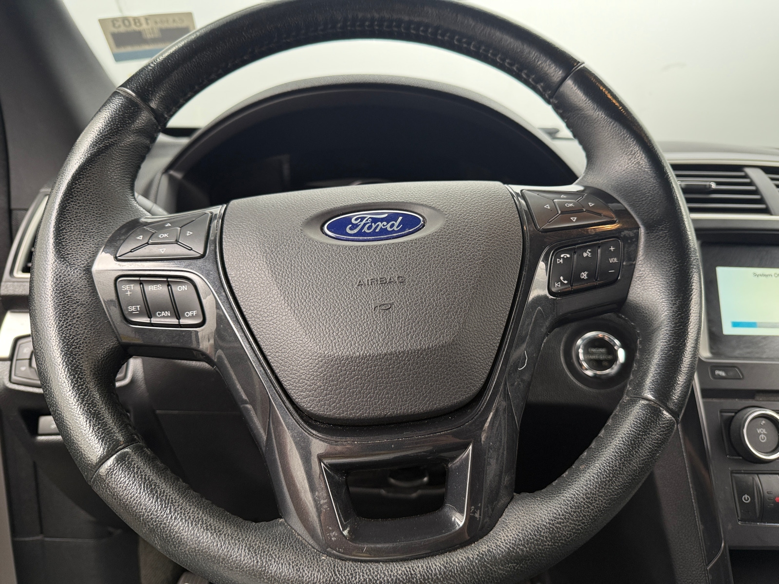 Thumbnail: 2017 Ford Explorer - 4