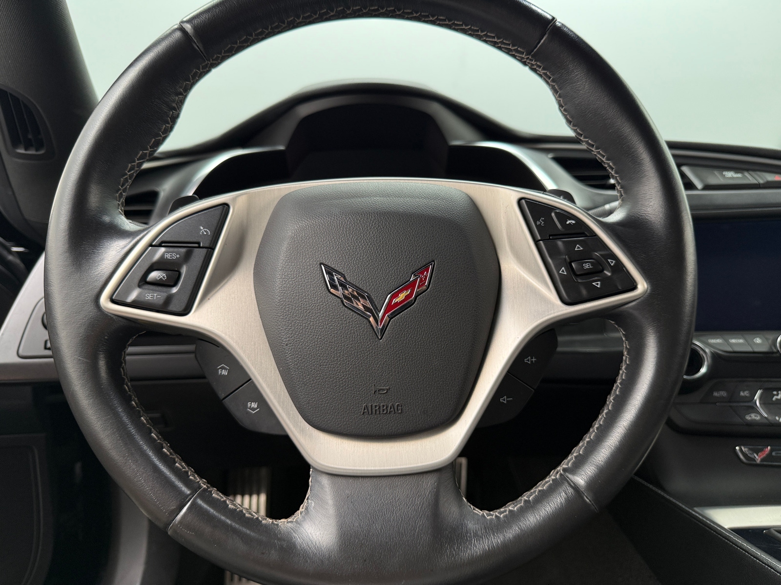 Thumbnail: 2015 Chevrolet Corvette - 3