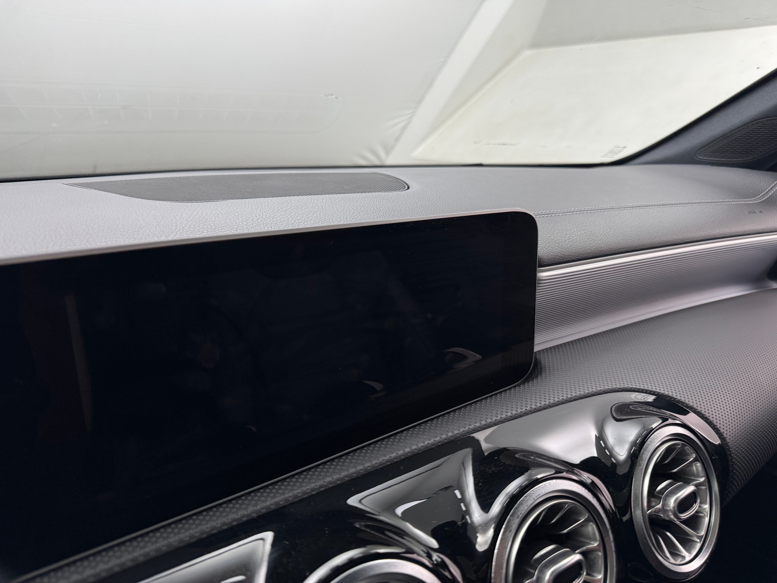 Thumbnail: 2020 Mercedes-Benz CLA - 3