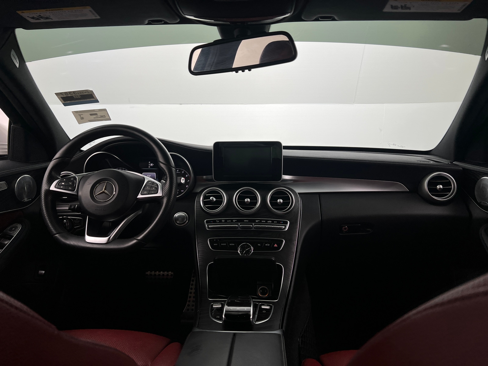Thumbnail: 2015 Mercedes-Benz C-Class - 2