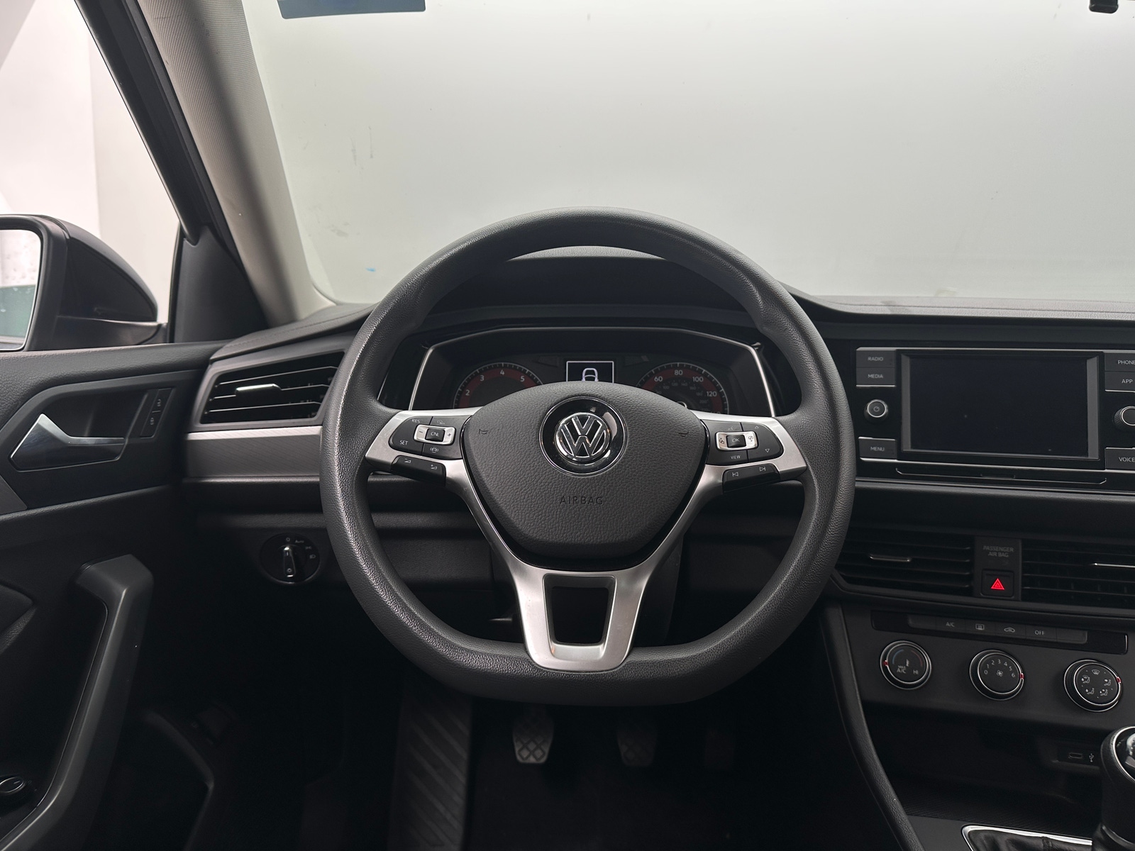 Thumbnail: 2021 Volkswagen Jetta - 5