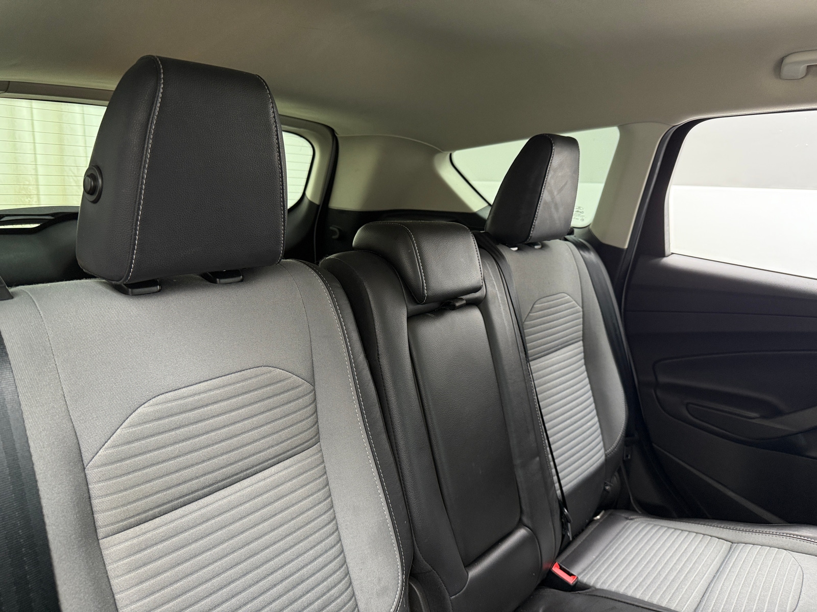 Thumbnail: 2019 Ford Escape - 6