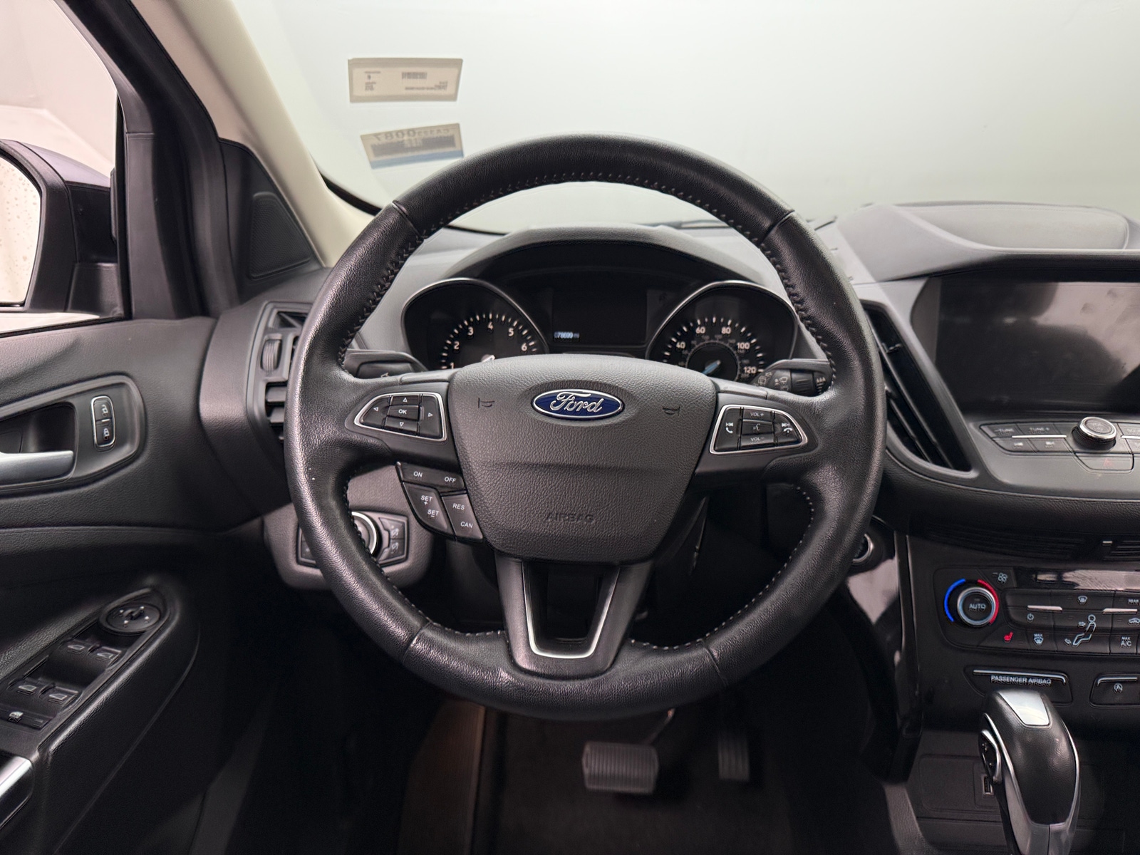 Thumbnail: 2019 Ford Escape - 5