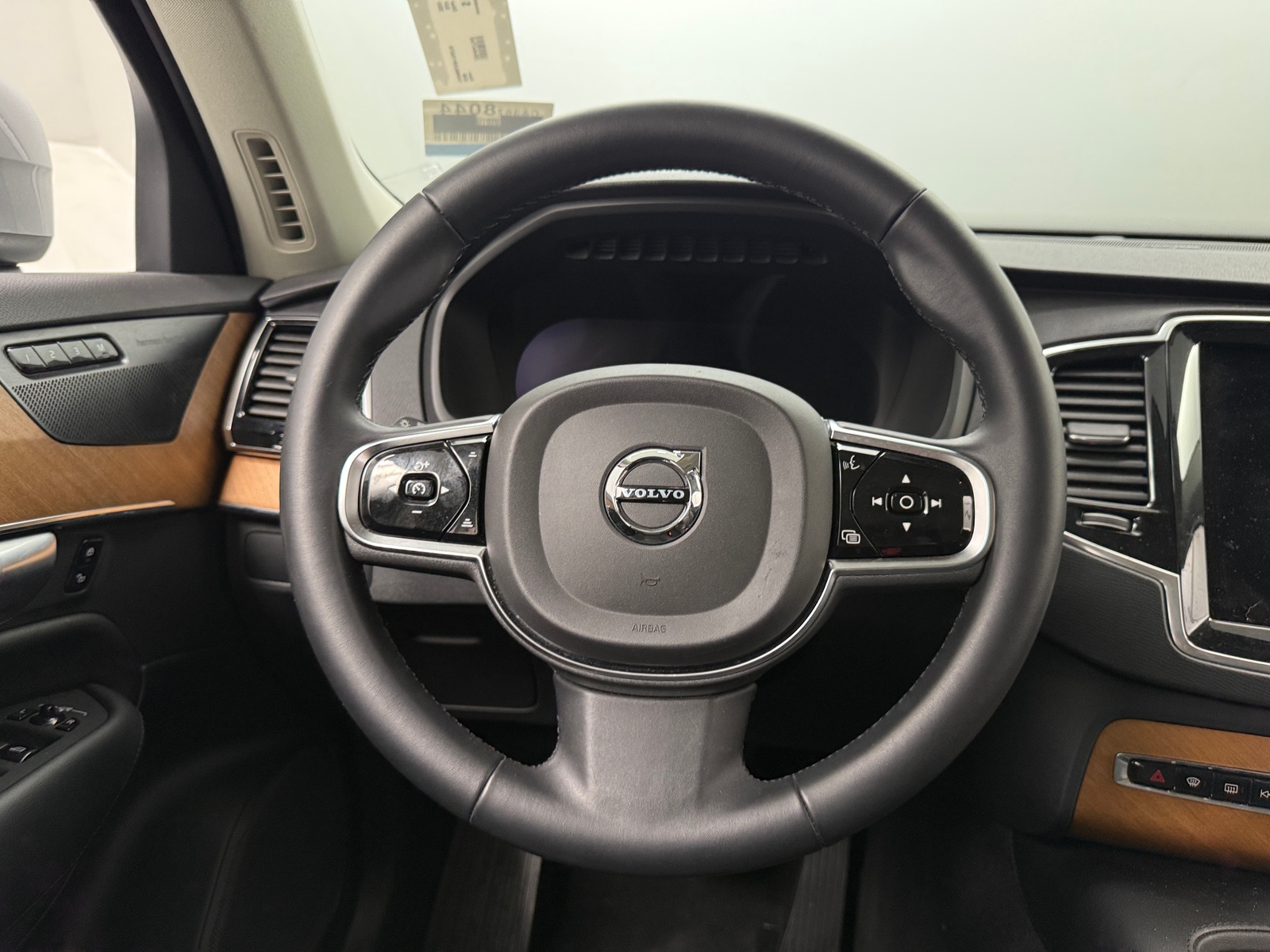 Thumbnail: 2024 Volvo XC90 - 4