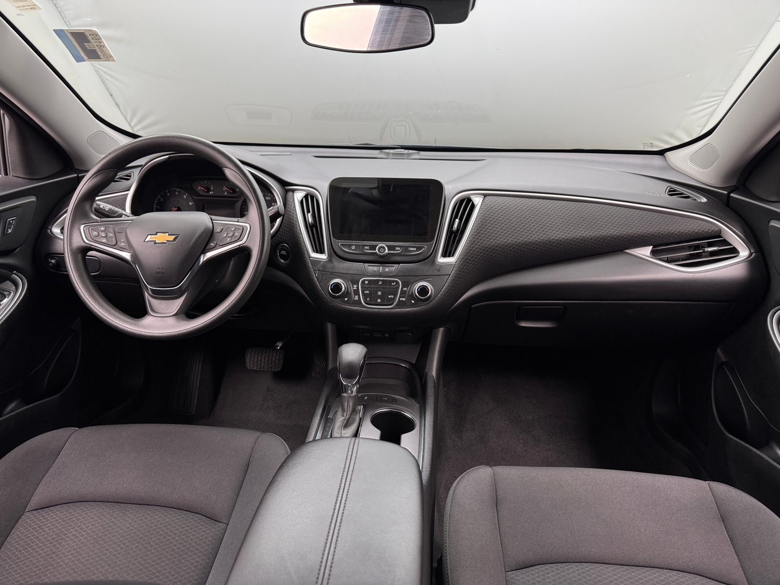 Thumbnail: 2024 Chevrolet Malibu - 3